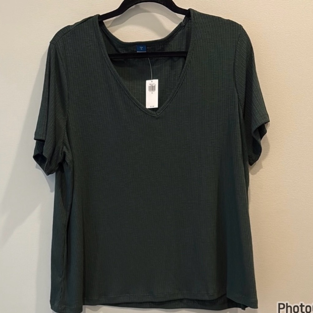 Shirts - Picture 4 of 5